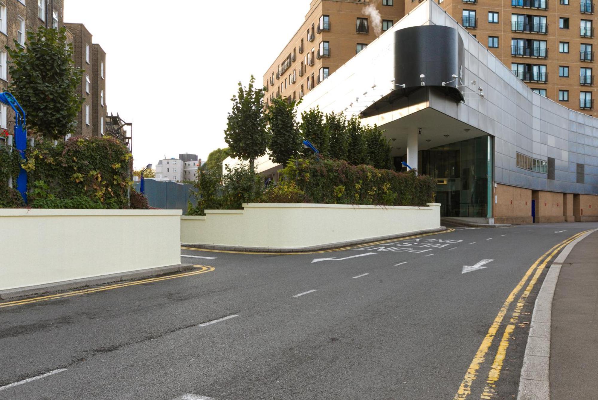 Point West Apartments London Luaran gambar